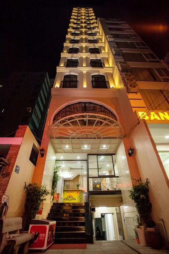 Hotel Yen Indochine Nha Trang Bagian luar foto