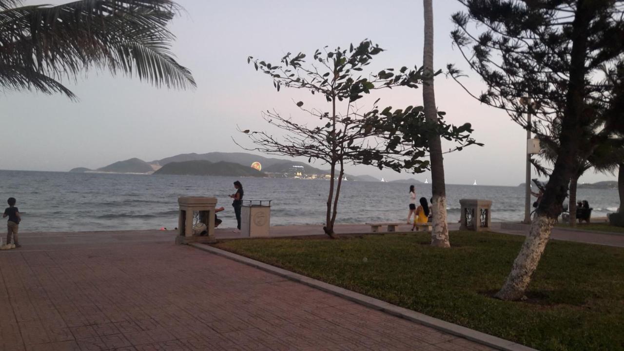 Hotel Yen Indochine Nha Trang Bagian luar foto
